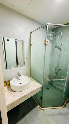Bathroom 4, Era Apartment Chua Ha, Cầu Giấy
