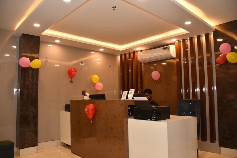 Public Area 3, Hotel Ratneswar, Alipurduar