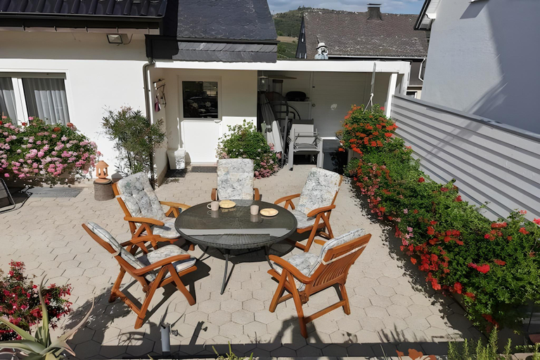 Others 5, Graceful Apartment in Velmede with Garden, Hochsauerlandkreis