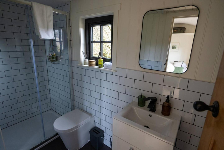 Bathroom 4, The Deerstone Luxury Eco Hideaway