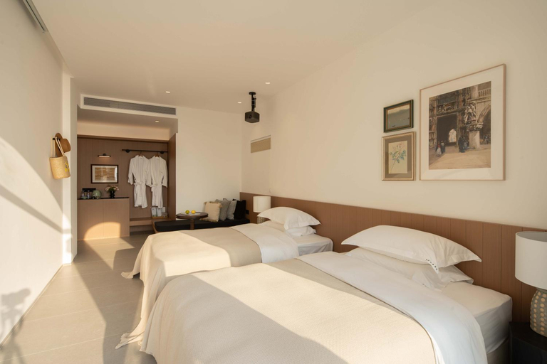 Bedroom 3, Miyue Shenzhen Roman Holiday Bubble Pool hotel, Shenzhen