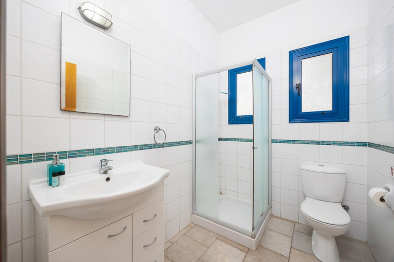 Facilities 2, Villa Ermis
