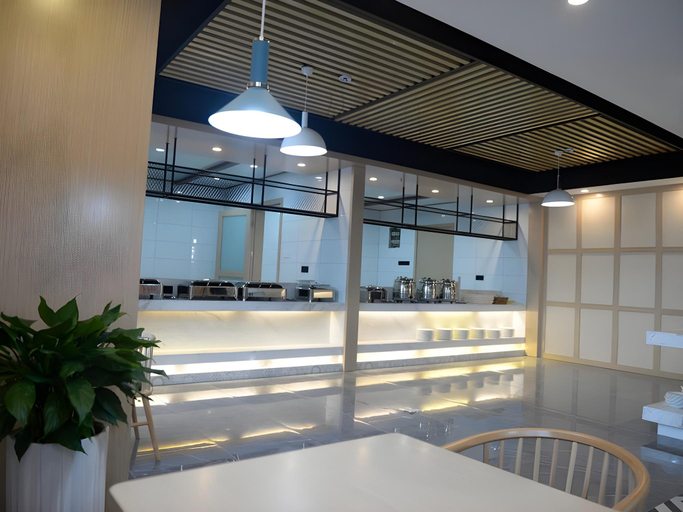 Food & Drinks 4, VX Hotel Xuzhou Gulou District Railway Station Sanhuan Dong Road, Xuzhou