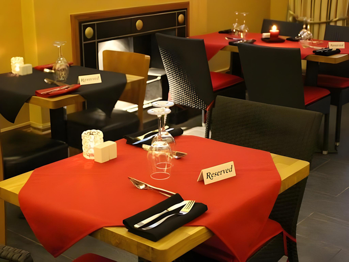 Food & Drinks 3, Elgano Hotel, Cardiff