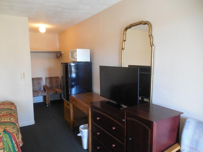 Others 3, Ute Motel, El Paso