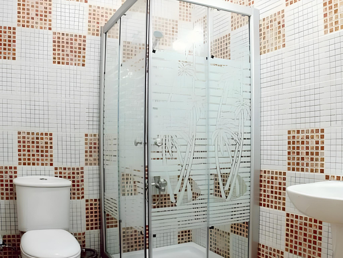 Bathroom 2, Golden Rose Hotel Aqaba, Aqaba