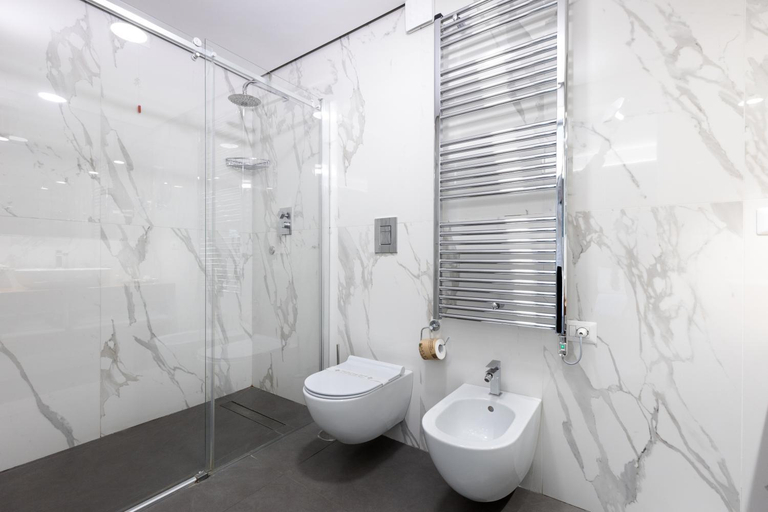 Bathroom 3, Liko Resort, Salerno