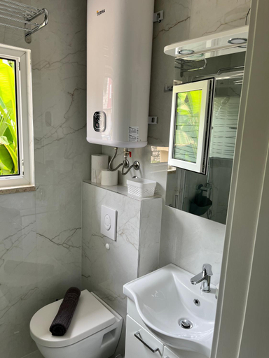 Bathroom 3, Apartmani Esmeralda, Rovinj