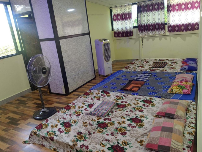 Bedroom 2, Anandi Nivas, Sindhudurg