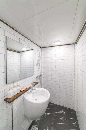 Bathroom 3, Gyeongju Wonhwaru, Gyeongju
