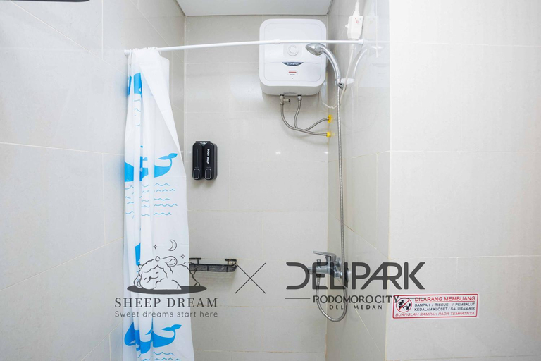 Bathroom 3, Delipark Mall 2BR 1Bath •4+2 Pax• @Liberty Tower, Medan