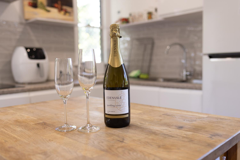 Food & Drinks 4, Zen Escape Guest House "Location 3" - Hidden Gem, Funky Corner, Boutique Granny Flat, Zillmere