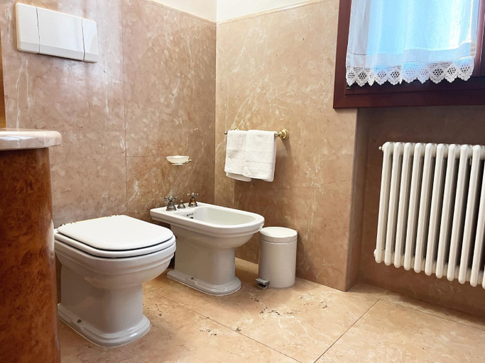 Bathroom 2, La Collina delle Acacie - Natura, Relax & Panorama, Vicenza