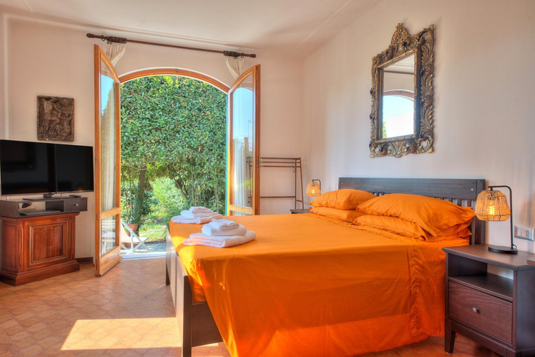 Bedroom 2, Nel Verde Family Suite, Genova