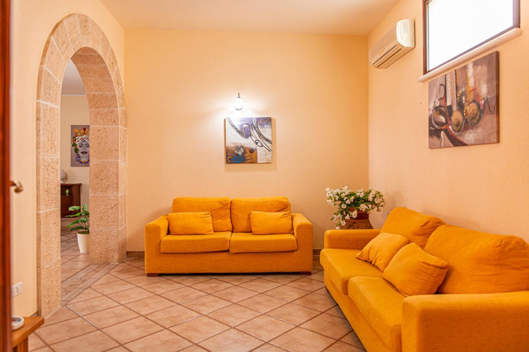 Others 3, Exclusive Palm House near the beach, Trapani