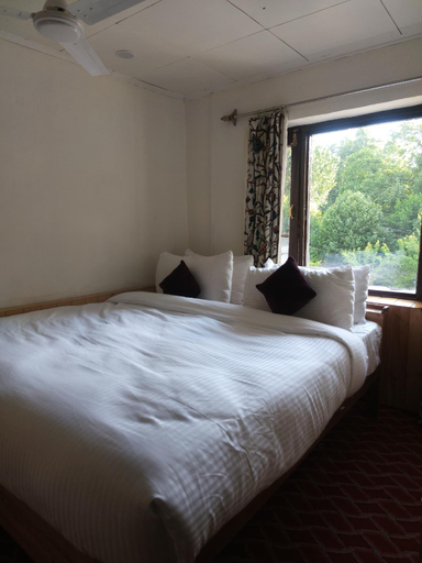 Bedroom 5, Hotel Garden INN, Srinagar