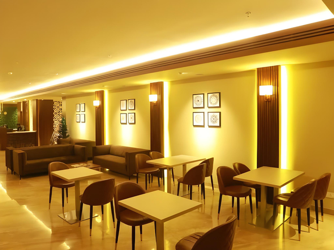 Food & Drinks 5, Magnet Hotel, Kannur