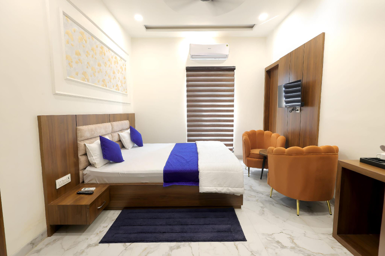 Bedroom 3, shrinath palace, Mathura