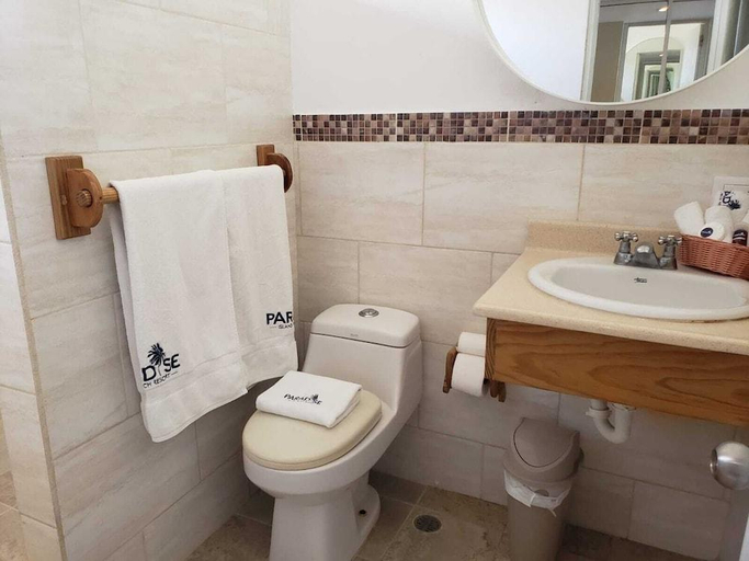 Bathroom 3, Paraiso Ecolodge, La Isabela