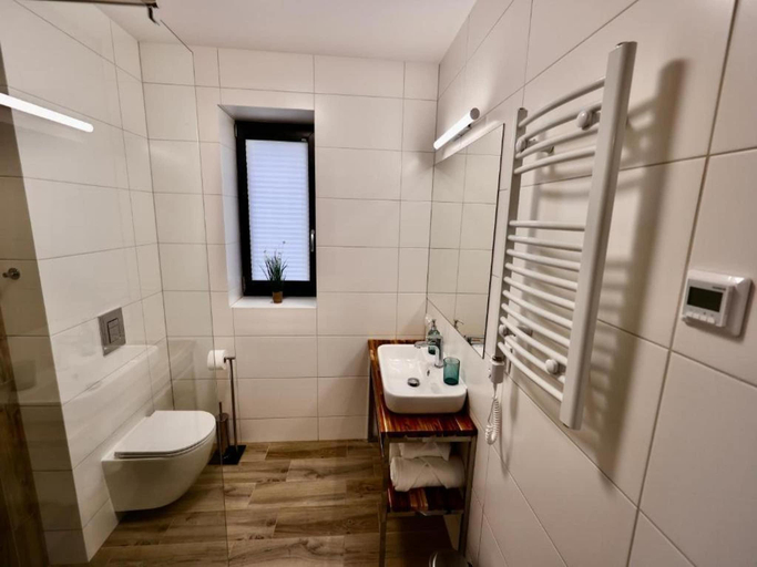 Bathroom, House in Stepnica near Szczecin Lagoon Beach, Goleniów