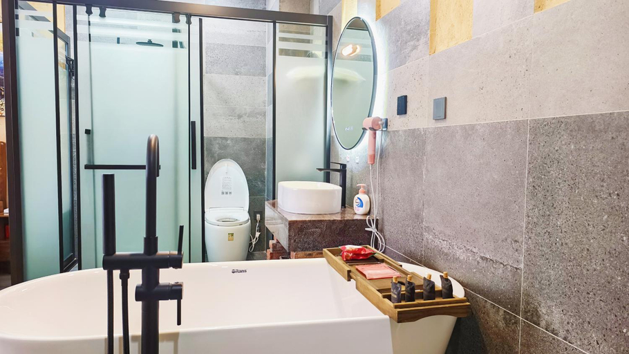 Bathroom 4, Super Invincible All Seaview Villa, Dali Bai