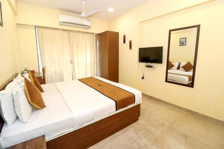 Bedroom 2, Pinakii Comfort Stay, Vile Parle – Near Airport, Mumbai Suburban