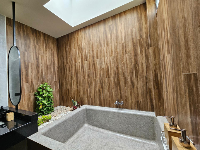 Bathroom 3, Sunrise Resort & Cafe - ซันไรส์ รีสอร์ท & คาเฟ่, Muang Nakhon Phanom