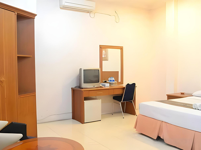 Bedroom 3, Sabrina Hotel Sisingamangaraja, Pekanbaru