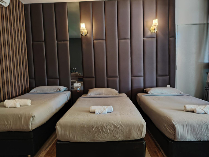 Bedroom 4, Chan's Smart Living Inn , Semporna