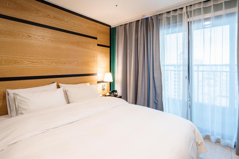 Bedroom 3, Songtan Hotel Corner In, Pyeongtaek