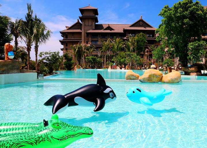 Sport & Beauty, New Century Resort Qizi Bay Hainan, Hainan