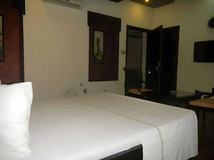 Bedroom 2, SILK HOTEL, Faisalabad