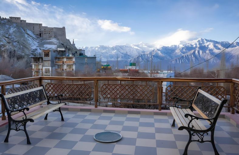 Others, New Royal Guest House, Leh