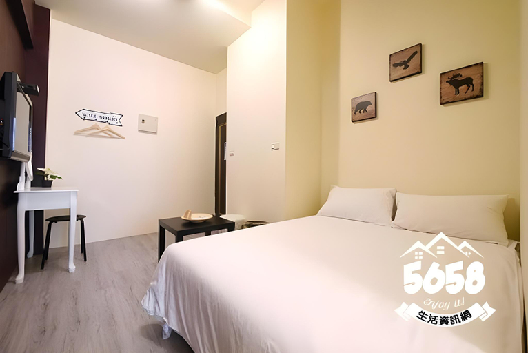 Bedroom 5, Fengjia Apartments, Taichung