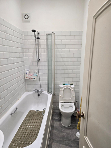 Bathroom 3, Ground floor two bedroom flat, London