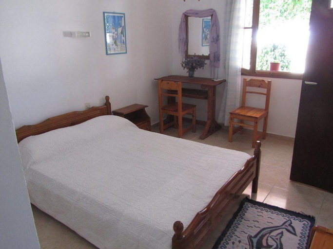 Bedroom 2, Skyros Panorama Studios, Central Greece