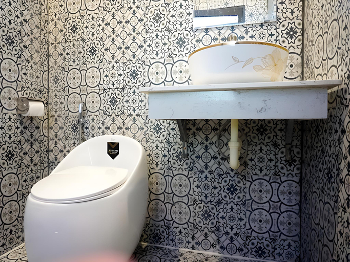 Bathroom 3, Chàm’s Corner Lookout Homestay & Restaurant, Da Nang