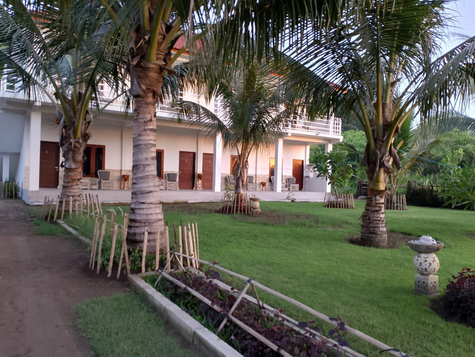 Exterior & Views 2, Mama Nings Beach Hotel, West Sumbawa