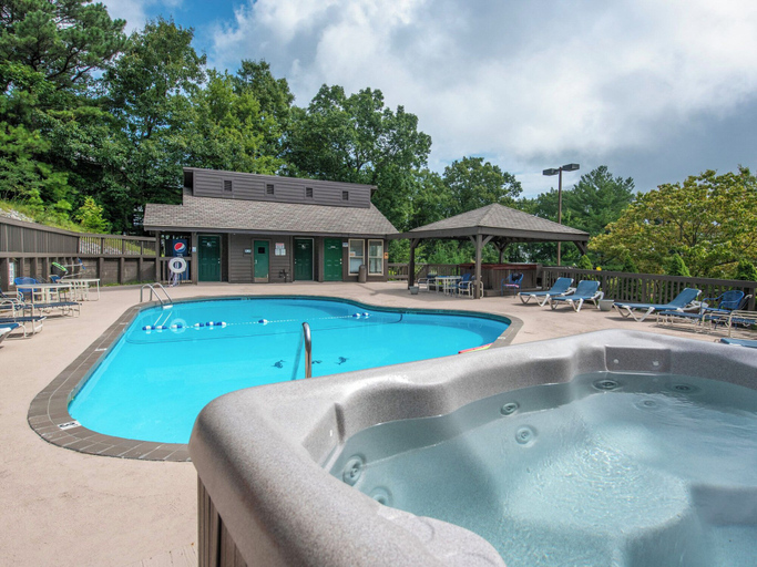 Sport & Beauty 5, Tucked Inn 2101 by Jackson Mountain Rentals, Sevier