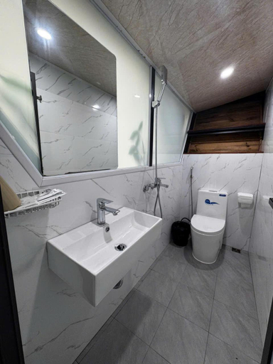 Bathroom 3, Bungalow HTC Tuan Chau, Hạ Long
