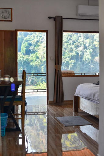 Bedroom 2, Amanda Boutique, Ngoi