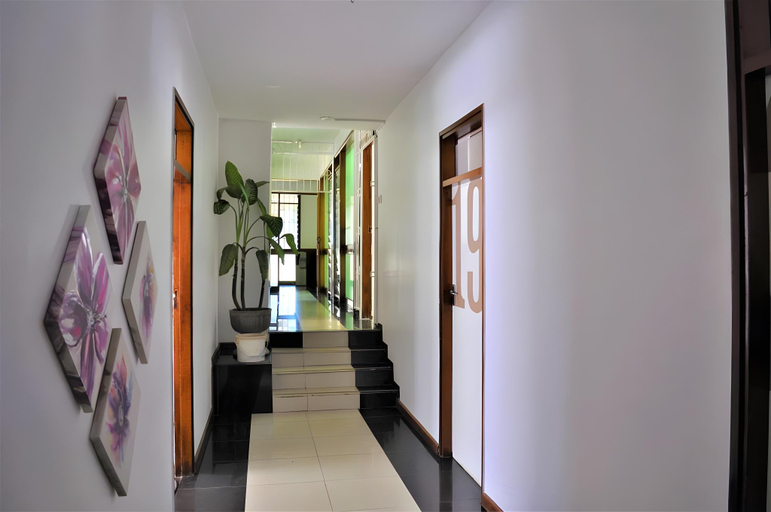 Others 4, Natwange Backpackers, Lusaka