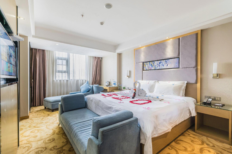 Bedroom 2, Zhanjiang Lavande Grandbuy Branch Hotel, Zhanjiang