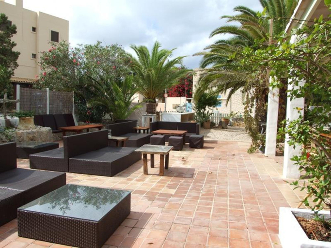 Others 5, Hostal Mayans, Baleares