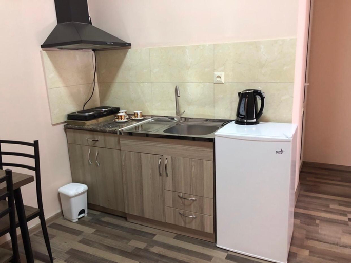 Others 4, Old Town-Booking Apartment, Tbilisi