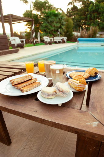 Food & Drinks 4, La Quinta Hostel & Suites, n.a337