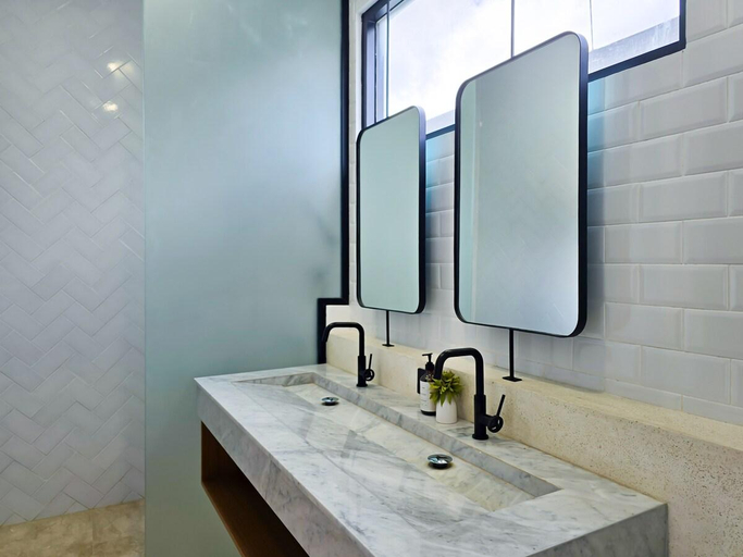 Bathroom 3, Stylish Canggu 3 Beds Villa - Casa Josephine, Badung
