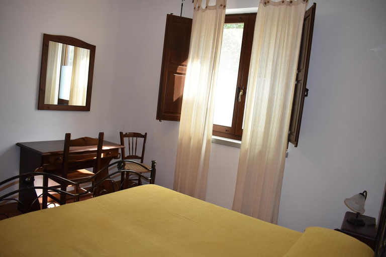 Bedroom 3, Agriturismo Fontanapietra, Messina