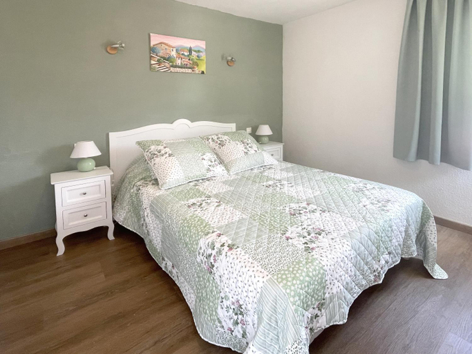 Bedroom 2, Le Vallon des Sources, Alpes-de-Haute-Provence