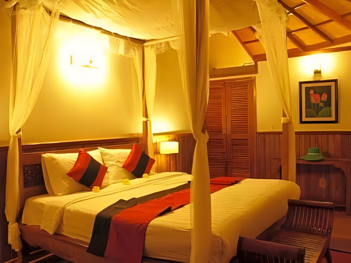 Bedroom 3, Nataya Round House Coral Bay Resort, Kampot